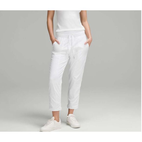 Women Lululemon Dance Studio Mid-Rise Cropped Pant in White Size 4 - Picture 1 of 9